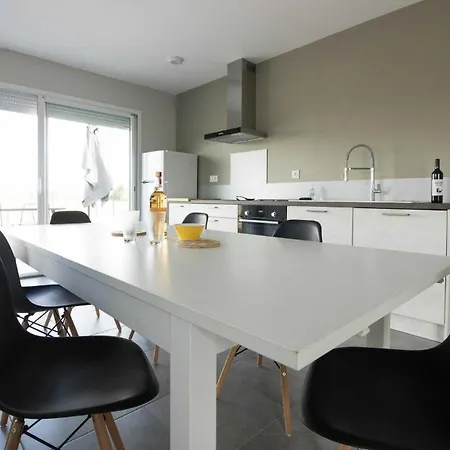 Holiday home La Cle Des Champs *